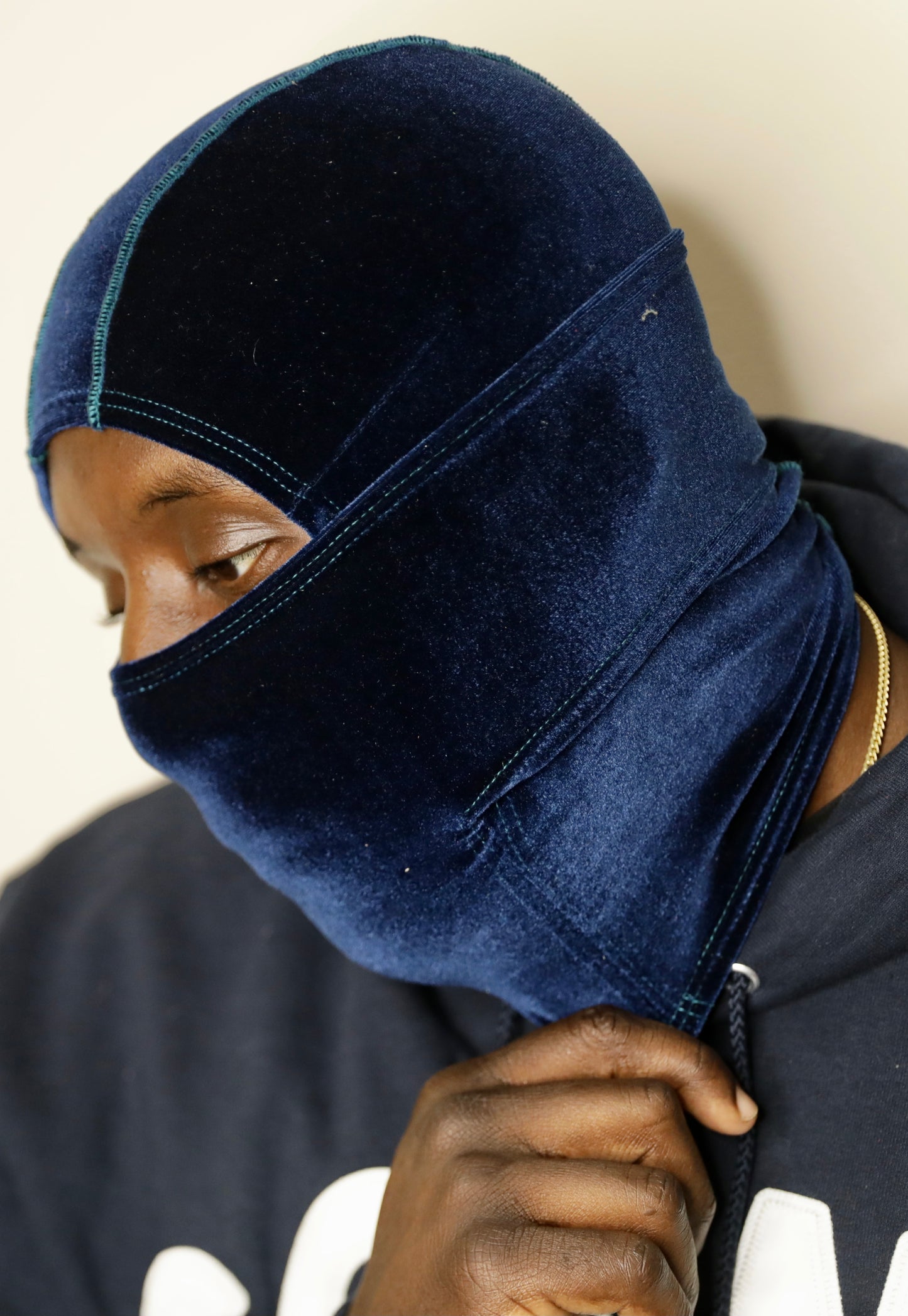 Navy Blue Face Veeda