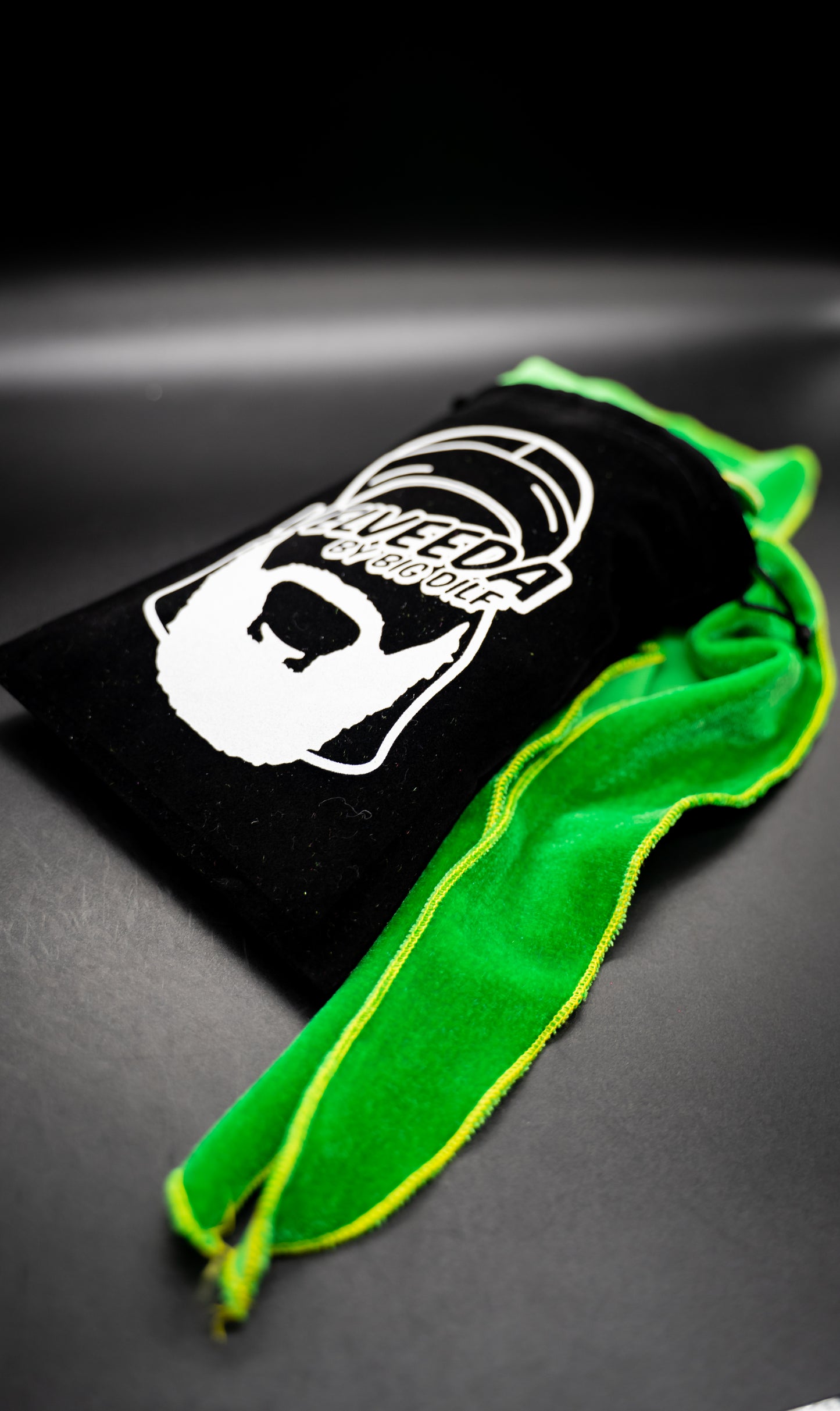 Kelly Green Veeda